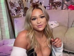 Screen Grab from ari_02