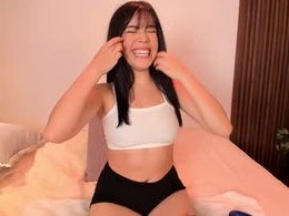 Screen Grab from arianalane9