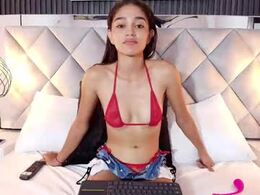Screen Grab from arianna19__
