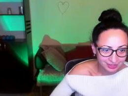 Screen Grab from arianna_tifany
