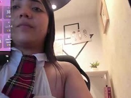 Screen Grab from ariiana_clark1