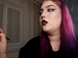 Screen Grab from arlynebeenel