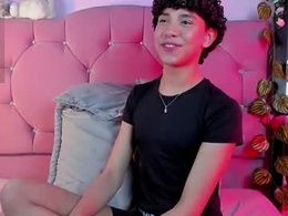 Screen Grab from artemis_jones