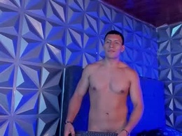 Screen Grab from arthur_mason