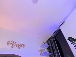 Screen Grab from arya_lee