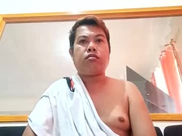 Screen Grab from asertyme09