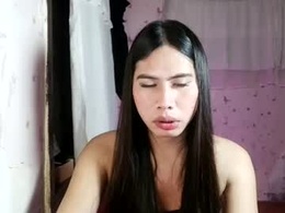 Screen Grab from ashley_velvat