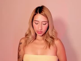 Screen Grab from ashleyroys_111