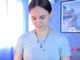 Screen Grab from ashleytunes