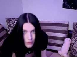 Screen Grab from ashly___3