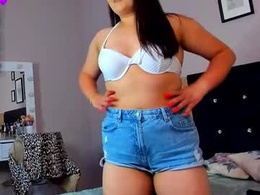Screen Grab from ashlyn_peaks