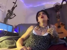 Screen Grab from ashybabyinthadonk