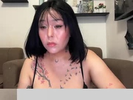 Screen Grab from asiancutieyuki