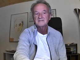 Screen Grab from auguri227