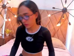 Screen Grab from aura_bloom_