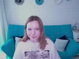 Screen Grab from auroramour