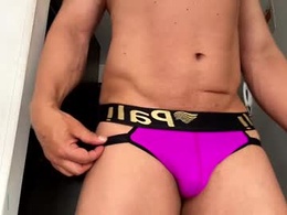 Screen Grab from austin_boyjrg