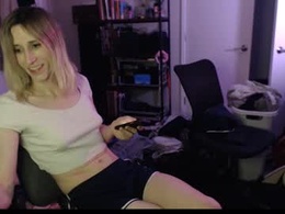 Screen Grab from ava_reinhart_999