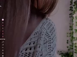 Screen Grab from aviaveavi