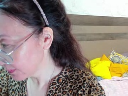 Screen Grab from avroraromance