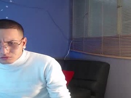 Screen Grab from axel_h0t