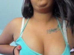 Screen Grab from aylin_m1