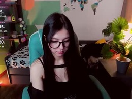Screen Grab from azaliya_haze