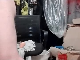 Screen Grab from azztoyz