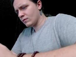 Screen Grab from b0hemian_guy
