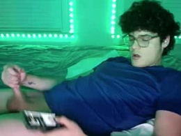 Screen Grab from b8torbro