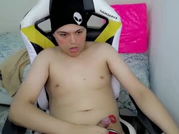 Screen Grab from baby_saiko