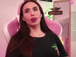 Screen Grab from baby_yodaaa