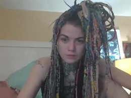 Screen Grab from babzbagginz