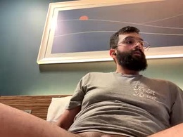 Screen Grab from banwaitts