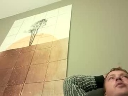 Screen Grab from barrrry1994