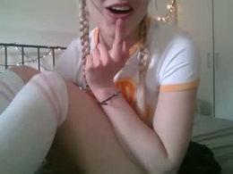 Screen Grab from bea_trix77