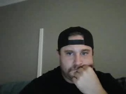 Screen Grab from bearded4urpleasure