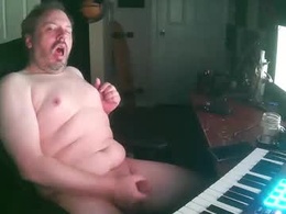 Screen Grab from bearhug6546