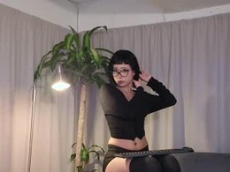 Screen Grab from bel_vamp