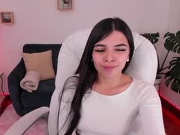 Screen Grab from bella_blue18