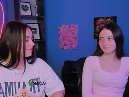 Screen Grab from bella_dorn