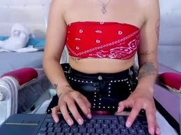 Screen Grab from bella_harperr