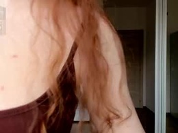 Screen Grab from bella_xiss