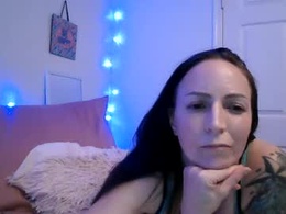 Screen Grab from bellanxtdoor
