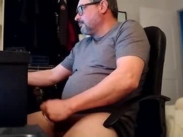 Screen Grab from bellequeue19758