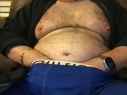 Screen Grab from bellybear77