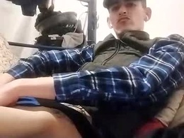 Screen Grab from bennivanni