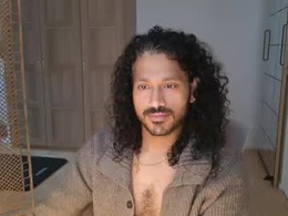 Screen Grab from berlinz900