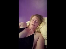 Screen Grab from bestredinbed