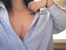 Screen Grab from bestwoman_111